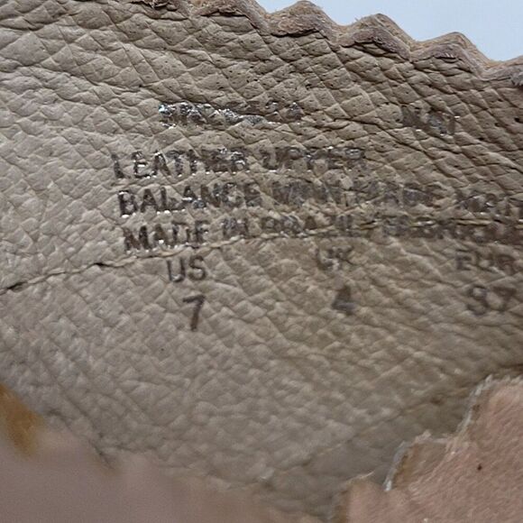 Vintage Tan Leather Wooden Platform Sandals Sz 7 Studded Open Toe Heel Brazil - Picture 10 of 16